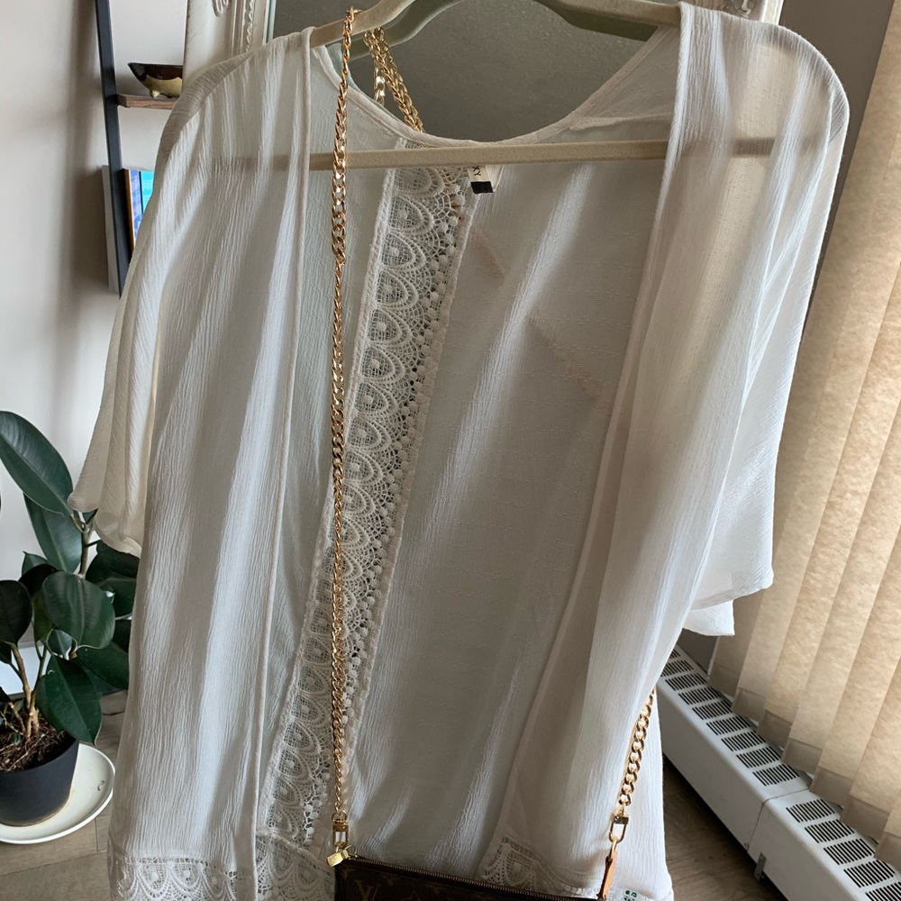 Gauzy white lace kimono